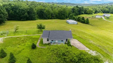 7396 Caneyville Road Morgantown KY 42261