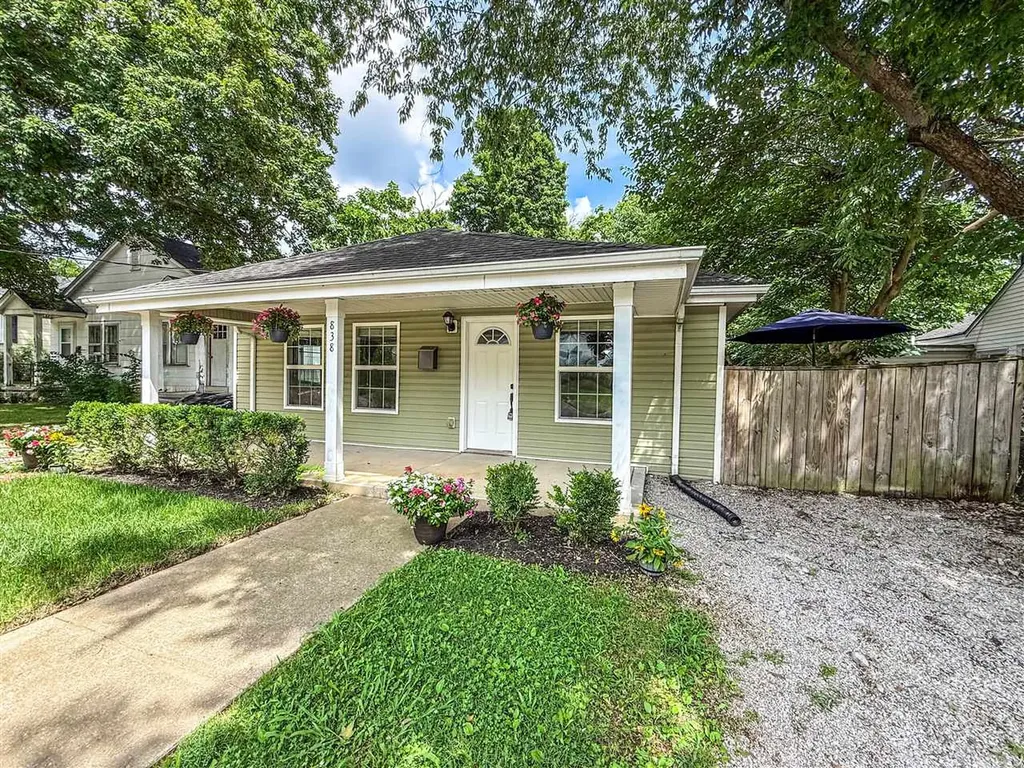 838 Cabell Drive Bowling Green KY 42104