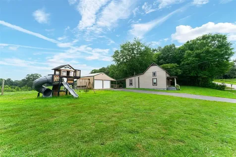 5202 Provo Road Morgantown KY 42261
