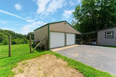 5202 Provo Road Morgantown KY 42261
