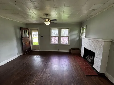 931 E 11th Avenue Bowling Green KY 42101