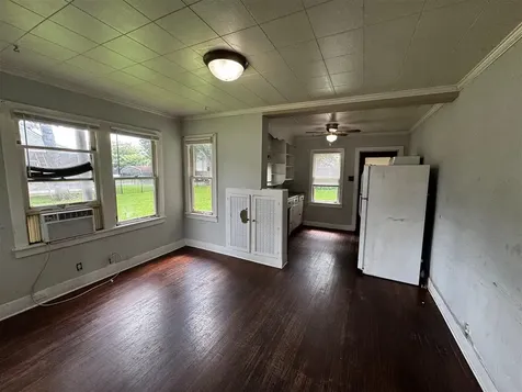 931 E 11th Avenue Bowling Green KY 42101