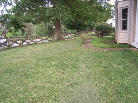 679 Collett Road Bowling Green KY 42104