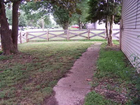 679 Collett Road Bowling Green KY 42104