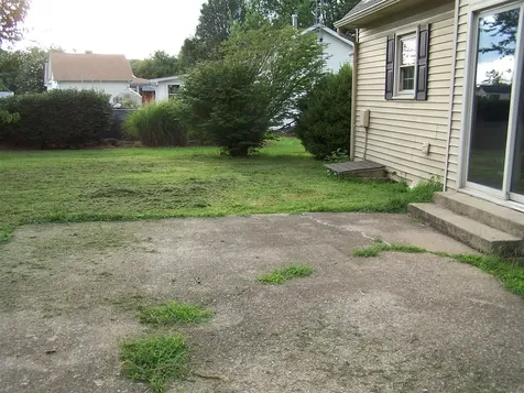 679 Collett Road Bowling Green KY 42104