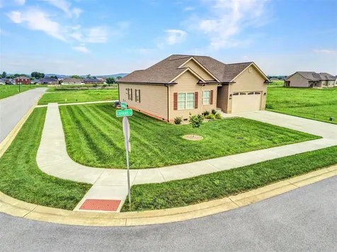 5416 Coleus Drive Bowling Green KY 42101