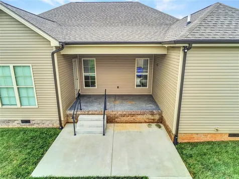 5416 Coleus Drive Bowling Green KY 42101