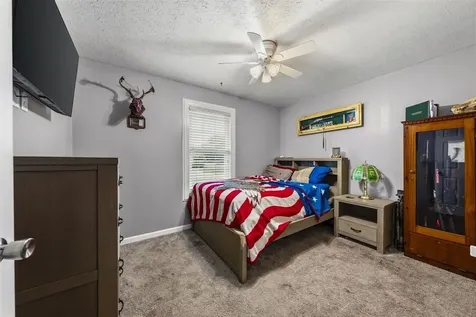 2216 Grider Pond Road Bowling Green KY 42104