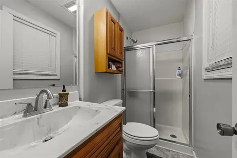 2216 Grider Pond Road Bowling Green KY 42104