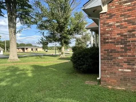 1418 Nashville Street Russellville KY 42276