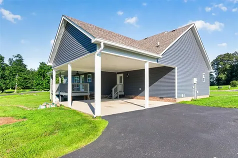 431 Carnes Road Smiths Grove KY 42171