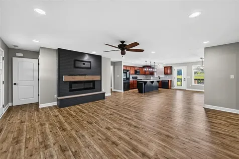 431 Carnes Road Smiths Grove KY 42171