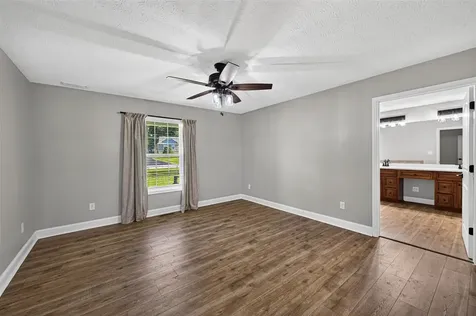 431 Carnes Road Smiths Grove KY 42171