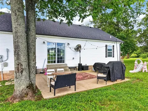 100 Hardin Lane Russellville KY 42276
