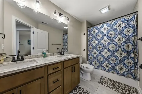 341 Olympia Court Bowling Green KY 42103