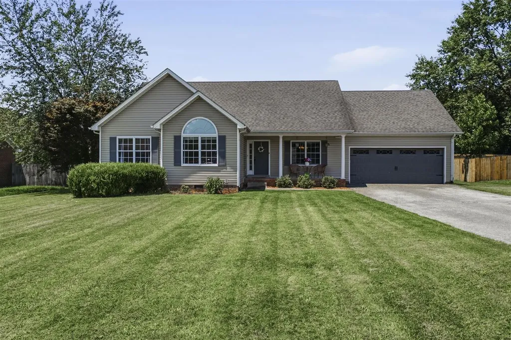 413 Crossfield Way Bowling Green KY 42104