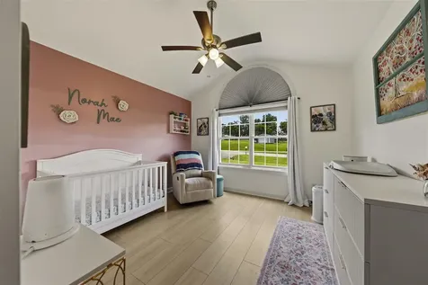 413 Crossfield Way Bowling Green KY 42104