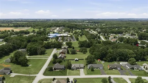 413 Crossfield Way Bowling Green KY 42104