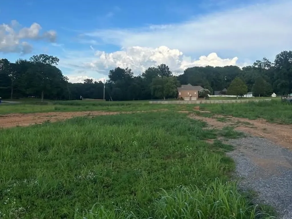Lot 3 Hazel Farms Lane Bowling Green KY 42122