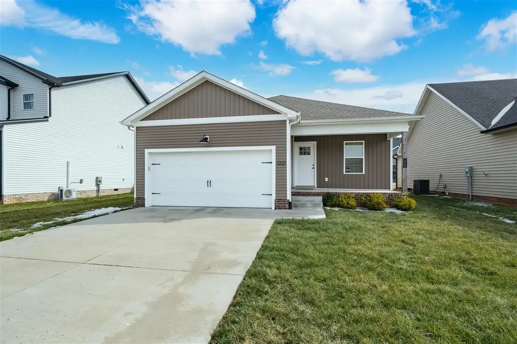 1968 Spring Lakes Circle Bowling Green KY 42104