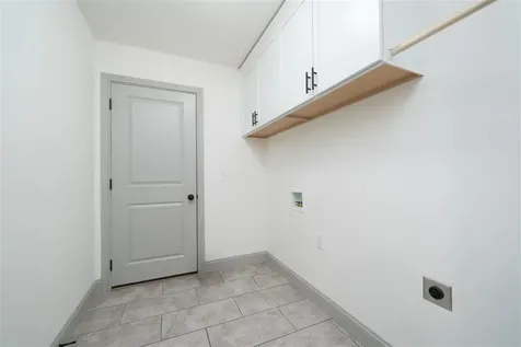 1968 Spring Lakes Circle Bowling Green KY 42104