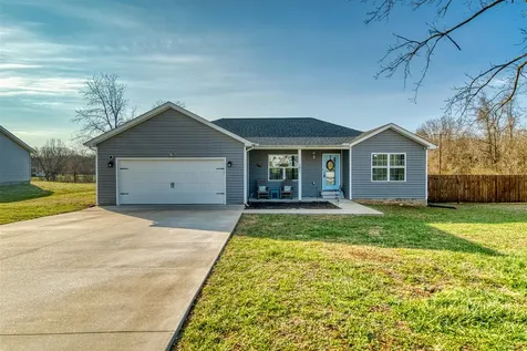 101 Creekwood Drive Russellville KY 42276