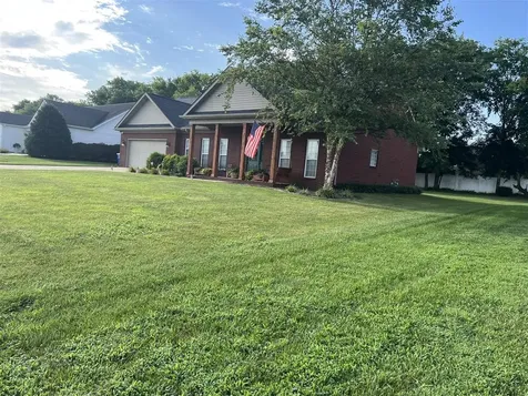 313 Monarchos Lane Bowling Green KY 42104