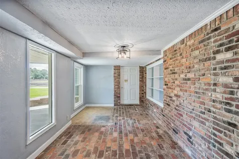 614 Maple Street Auburn KY 42206