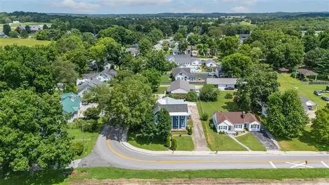 614 Maple Street Auburn KY 42206