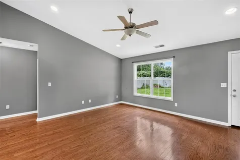 1301 Chicory Way Bowling Green KY 42104
