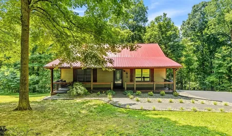 1767 Smiths Grove Road Scottsville KY 42164