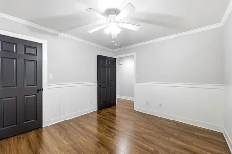 1767 Smiths Grove Road Scottsville KY 42164