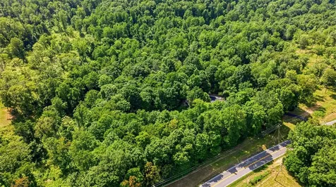 1767 Smiths Grove Road Scottsville KY 42164