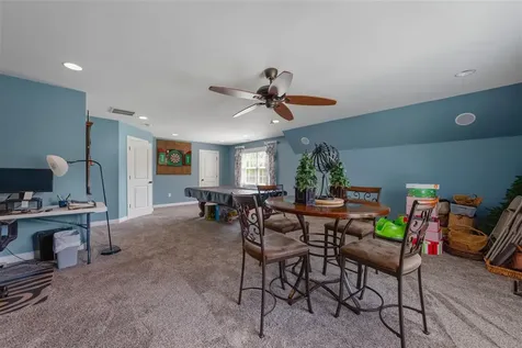1748 Grider Pond Road Bowling Green KY 42104