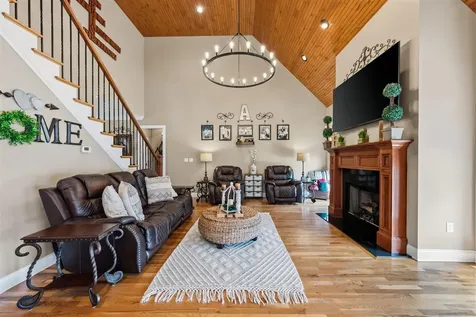 1748 Grider Pond Road Bowling Green KY 42104