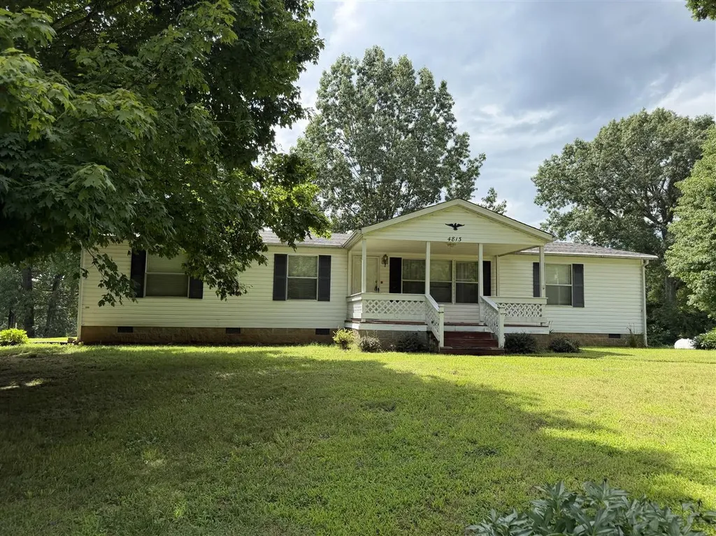 4813 Cemetary Road Scottsville KY 42164