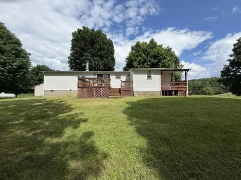 4813 Cemetary Road Scottsville KY 42164