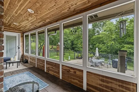 127 Ridgewood Court Bowling Green KY 42103