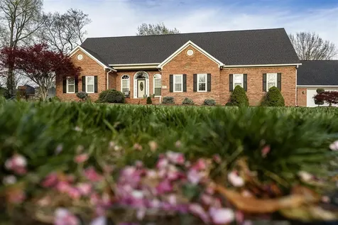 961 Threewood Circle Bowling Green KY 42103