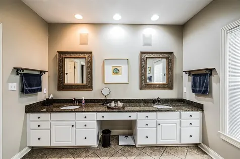 961 Threewood Circle Bowling Green KY 42103