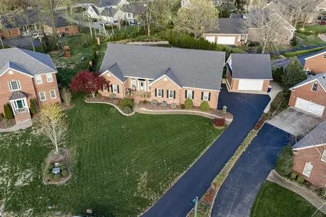 961 Threewood Circle Bowling Green KY 42103