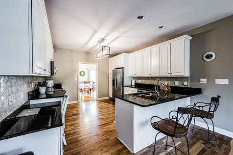 961 Threewood Circle Bowling Green KY 42103
