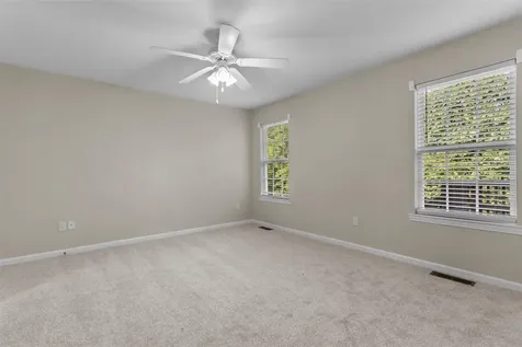 348 Pirates Cove Lane Bowling Green KY 42103