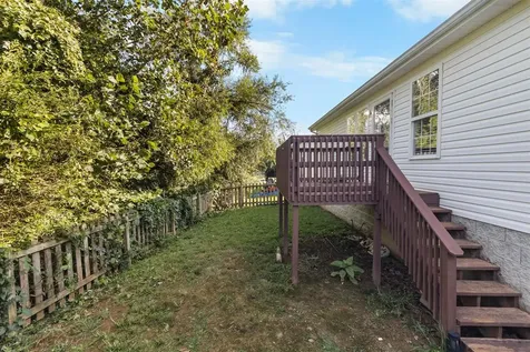 348 Pirates Cove Lane Bowling Green KY 42103