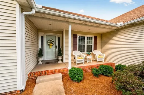 720 Wintercress Lane Bowling Green KY 42104