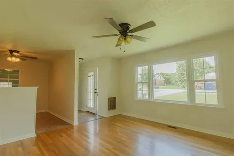 137 Reservoir Drive Lewisburg KY 42256