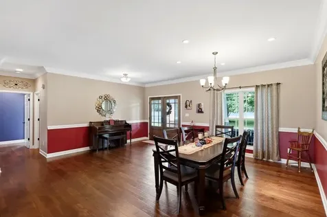 378 Hickory Heights Court Bowling Green KY 42104