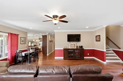 378 Hickory Heights Court Bowling Green KY 42104