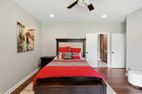 378 Hickory Heights Court Bowling Green KY 42104