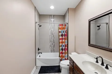 378 Hickory Heights Court Bowling Green KY 42104